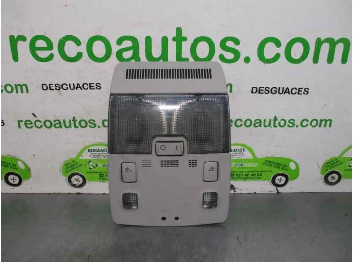 Devolución Gratuita LUZ INTERIOR 8E0951177