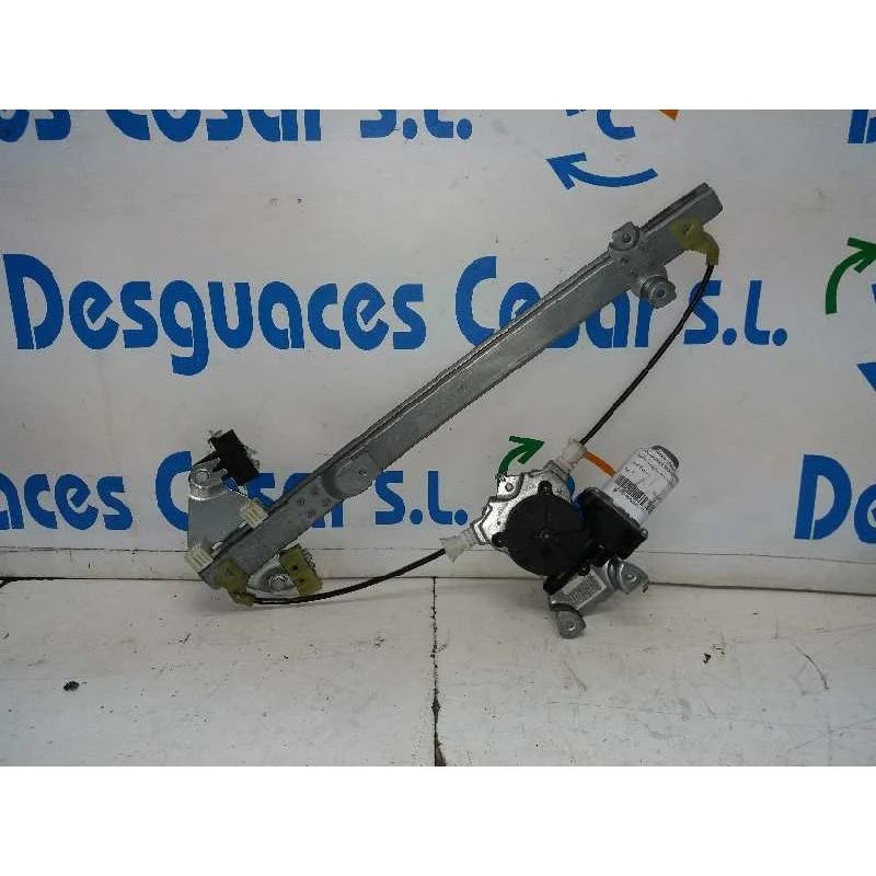 Promoción ELEVALUNAS TRASERO IZQUIERDO 82701AV610 ELECTRICO 2 PINES