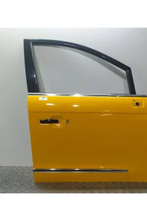 Venta Final PUERTA DELANTERA DERECHA 6200421202 TAXI